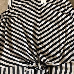 Super cute waist bow blouse